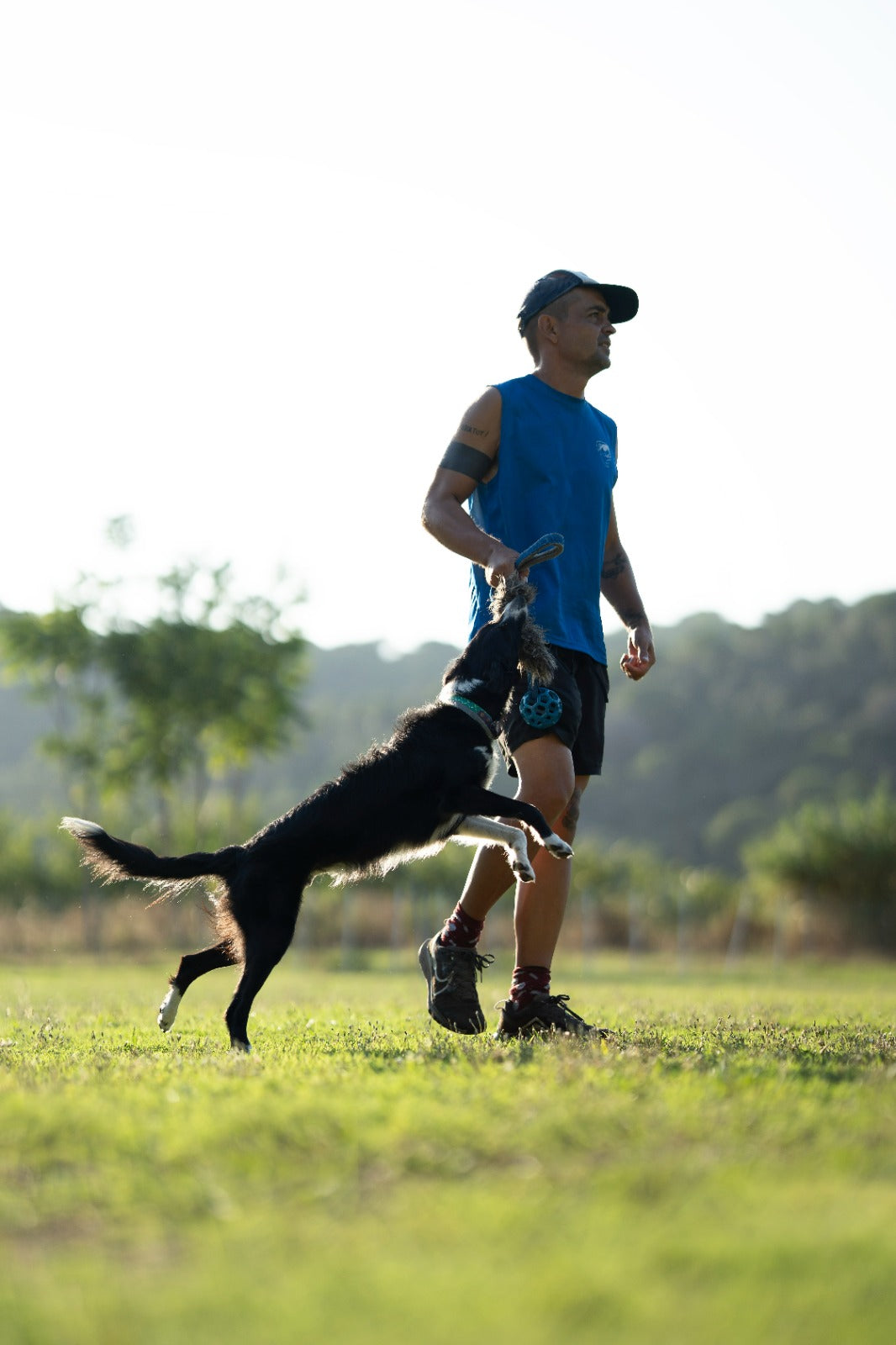 Tejido técnico camiseta BOW transpirable, ideal para sesiones intensas